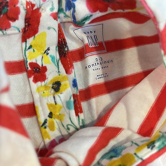 Baby Gap dress - Picture 4 of 7